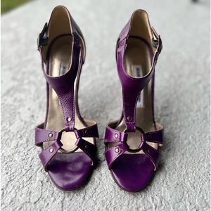 Barely worn Manolo Blahnik deep purple peep toe heels size 37.5